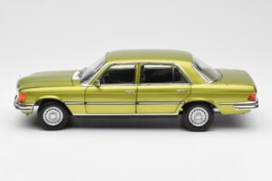 Mercedes 450 SEL W116 Citrus Grön Återförsäljarupplaga Norev 1:18 B66040683 Metall — bild 4 av 8