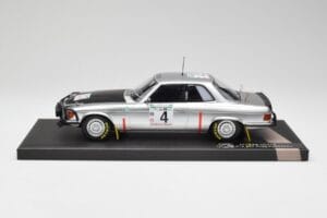 Mercedes 450 SLC 5.0 C107 #4 B. Waldegard / H. Thorszelius Rally Bandama 1979 Minichamps 1:18 107793204 Resin — bild 3 av 6