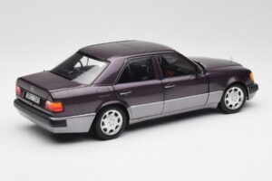 Mercedes 500 E W124 Bornit Metallic Norev 1:18 183948 Metall — bild 3 av 8