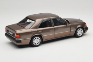 Mercedes 500E W124 Impala Metallic Norev 1:18 183954 Metall — bild 3 av 8