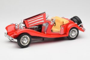 Mercedes 500K Roadster Röd Bburago 1:18 3020 Metall — bild 2 av 8
