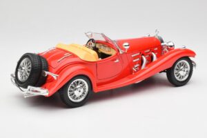 Mercedes 500K Roadster Röd Bburago 1:18 3020 Metall — bild 3 av 8
