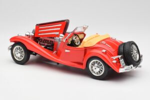 Mercedes 500K Roadster Röd Bburago 1:18 3020 Metall — bild 5 av 8