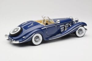 Mercedes 500K Special Roadster Blå Maisto 1:18 56059 Metall — bild 3 av 8