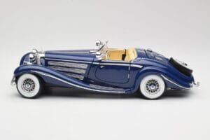 Mercedes 500K Special Roadster Blå Maisto 1:18 56059 Metall — bild 4 av 8