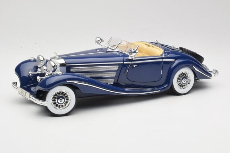 Mercedes 500K Special Roadster Blå Maisto 1:18 56059 Metall