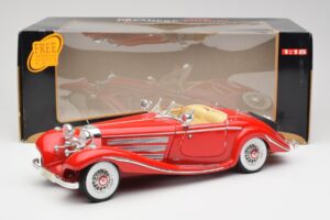Mercedes 500K Special Roadster Röd Maisto 1:18 56058 Metall — bild 8 av 8