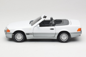 Mercedes 500 SL R129 Vit Roadtough 1:18 92048 Metall — bild 4 av 8