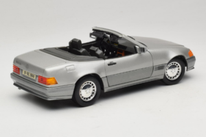 Mercedes 500SL R129 Silver Tchibo 1:18 TC001 Metall — bild 3 av 8