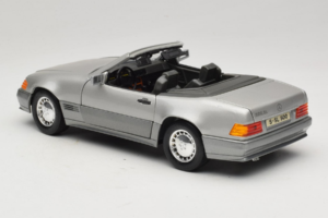 Mercedes 500SL R129 Silver Tchibo 1:18 TC001 Metall — bild 7 av 8