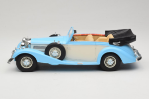 Mercedes 540K Cabriolet Blå Vit Cult Models 1:18 CML184-2 Metall — bild 3 av 6