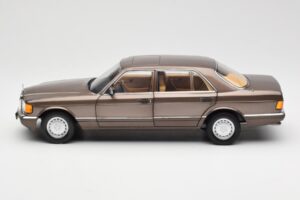 Mercedes 560 SEL W126 Impala Brun Återförsäljarupplaga Norev 1:18 B66040646 Metall — bild 4 av 8