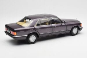 Mercedes 560 SEL W126 Lila Metallic Norev 1:18 183544 Metall — bild 3 av 8