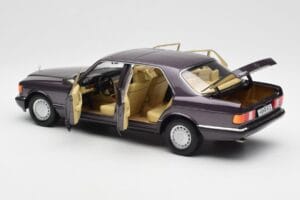 Mercedes 560 SEL W126 Lila Metallic Norev 1:18 183544 Metall — bild 5 av 8