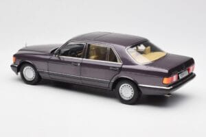 Mercedes 560 SEL W126 Lila Metallic Norev 1:18 183544 Metall — bild 7 av 8