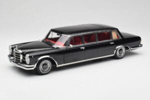 Mercedes 600 Pullman W100 Svart NZG 1:18 1071/50 Metall