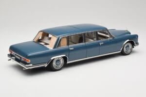 Mercedes 600 Pullman W100 Blå NZG 1:18 B66040707 Metall — bild 3 av 8