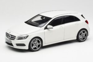 Mercedes A-Class W176 Cirrus Vit Norev 1:18 B66960126 Metall