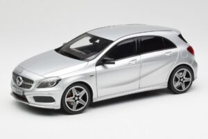 Mercedes A-Class W176 Polar Silver Norev 1:18 B66960139 Metall