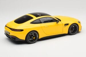 Mercedes AMG GT 43 C192 Turbo Sun Yellow NZG 1:18 B66960587 Metall — bild 3 av 8