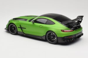 Mercedes AMG GT C190 Black Series Green Hell Magno Minichamps 1:18 155032020 Metall — bild 5 av 6
