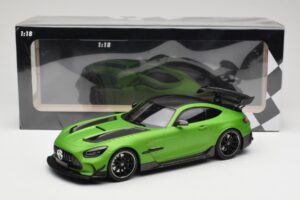 Mercedes AMG GT C190 Black Series Green Hell Magno Minichamps 1:18 155032020 Metall — bild 6 av 6