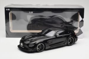 Mercedes AMG GT C190 Black Series Jet Black Metallic Minichamps 1:18 155032024 Metall — bild 6 av 6