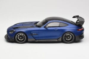 Mercedes AMG GT C190 Black Series Spectral Blue Magno Minichamps 1:18 155032021 Metall — bild 3 av 6