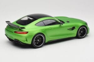 Mercedes AMG GT R C190 Matt Grön Minichamps 1:18 155036020 Metall — bild 2 av 6