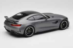 Mercedes AMG GT R C190 Matt Grå Metallic Minichamps 1:18 155036026 Metall — bild 2 av 6