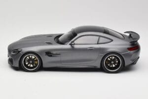 Mercedes AMG GT R C190 Matt Grå Metallic Minichamps 1:18 155036026 Metall — bild 3 av 6