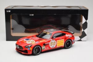 Mercedes AMG GT R C190 Roséguld Minichamps 1:18 155036024 Metall — bild 6 av 6