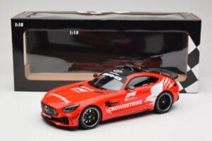 Mercedes AMG GT R C190 Safety Car F1 2021 Minichamps 1:18 155036095 Metall — bild 6 av 6