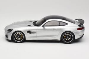 Mercedes AMG GT R C190 Silver Minichamps 1:18 155036025 Metall — bild 3 av 6