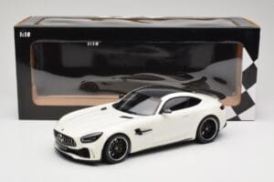 Mercedes AMG GT R C190 Vit Metallic Minichamps 1:18 155036028 Metall — bild 6 av 6