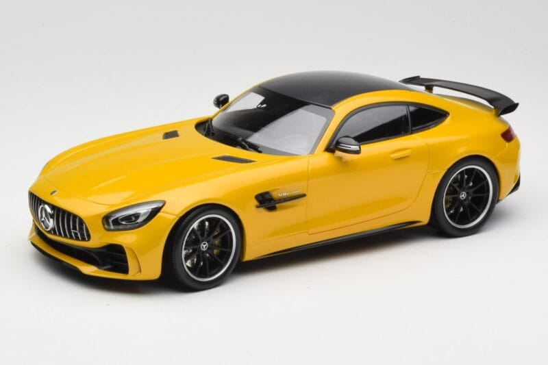 Mercedes AMG GT R C190 Gul Minichamps 1:18 155036021 Metall