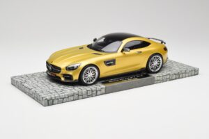 Mercedes Brabus AMG GT S C190 600 Desert Guld Minichamps 1:18 107032522 Metall