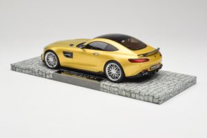 Mercedes Brabus AMG GT S C190 600 Desert Guld Minichamps 1:18 107032522 Metall — bild 5 av 6
