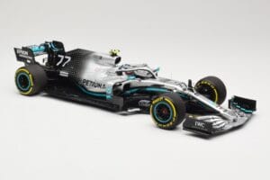Mercedes AMG Petronas Motorsport W10 #77 V. Bottas 2nd Place Chinese GP 2019 Minichamps 1:18 110190377 Metall — bild 4 av 6