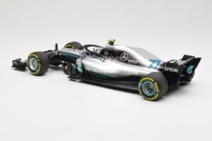 Mercedes AMG Petronas W09 #77 V. Bottas F1 2018 Minichamps 1:18 110180077 Metall — bild 5 av 6