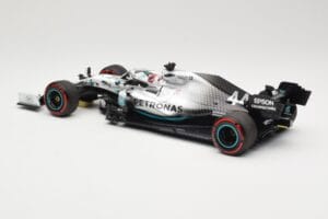 Mercedes AMG Petronas W10 #44 L. Hamilton Winner German GP 2019 Minichamps 1:18 110191144 Metall — bild 5 av 6