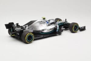 Mercedes AMG Petronas W10 #77 V. Bottas F1 2019 Minichamps 1:18 110190077 Metall — bild 2 av 6