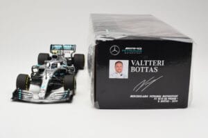 Mercedes AMG Petronas W10 #77 V. Bottas F1 2019 Minichamps 1:18 110190077 Metall — bild 6 av 6