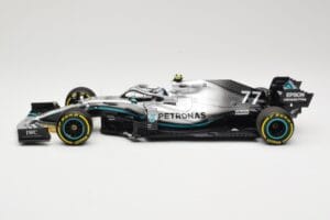 Mercedes AMG Petronas W10 #77 V. Bottas Winner USA GP 2019 Minichamps 1:18 110191877 Metall — bild 3 av 6