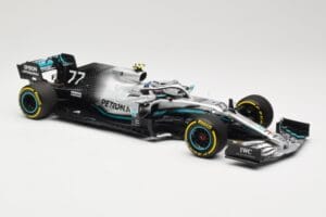 Mercedes AMG Petronas W10 #77 V. Bottas Winner USA GP 2019 Minichamps 1:18 110191877 Metall — bild 4 av 6