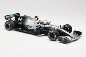 Mercedes AMG Petronas W10 EQ Power+ #44 L. Hamilton USA GP F1 World Champion 2019 Minichamps 1:18 110191844 Metall — bild 5 av 7