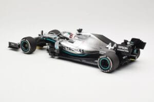 Mercedes AMG Petronas W10 EQ Power+ #44 L. Hamilton USA GP F1 World Champion 2019 Minichamps 1:18 110191844 Metall — bild 6 av 7