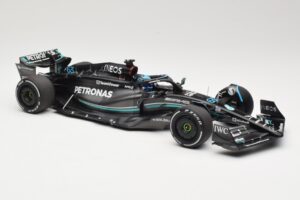 Mercedes AMG Petronas W14 E Performance #63 G. Russell Australian GP 2023 Minichamps 1:18 110230363 Metall — bild 4 av 6