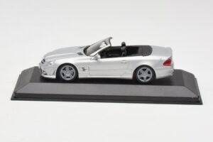 Mercedes AMG SL63 R230 Silver Minichamps 1:43 B66960018-R Metall