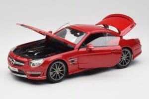 Mercedes AMG SL 63 R231 Röd Maisto 1:18 36199 Metall — bild 2 av 8